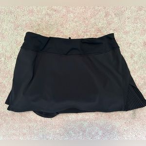 Lululemon black tennis skirt
